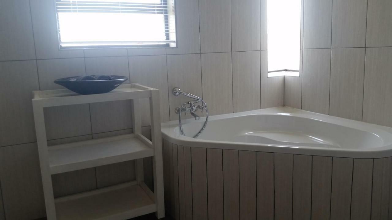 Rustic Rest Mossel Bay Vila Exterior foto